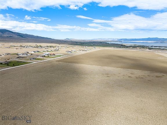 2nd image of TRACT 3 Desert Dr