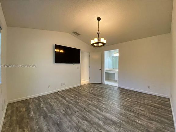 4th image of 4336 Dogwood Cir #4336