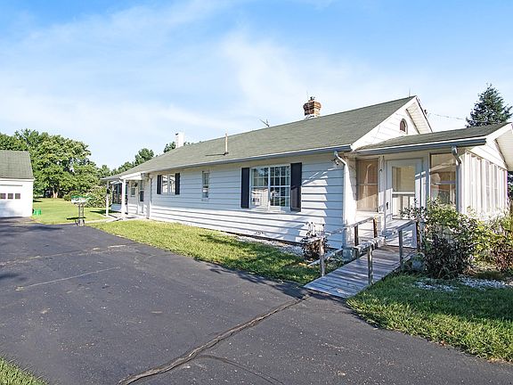 2nd image of 70892 Ironwood Dr