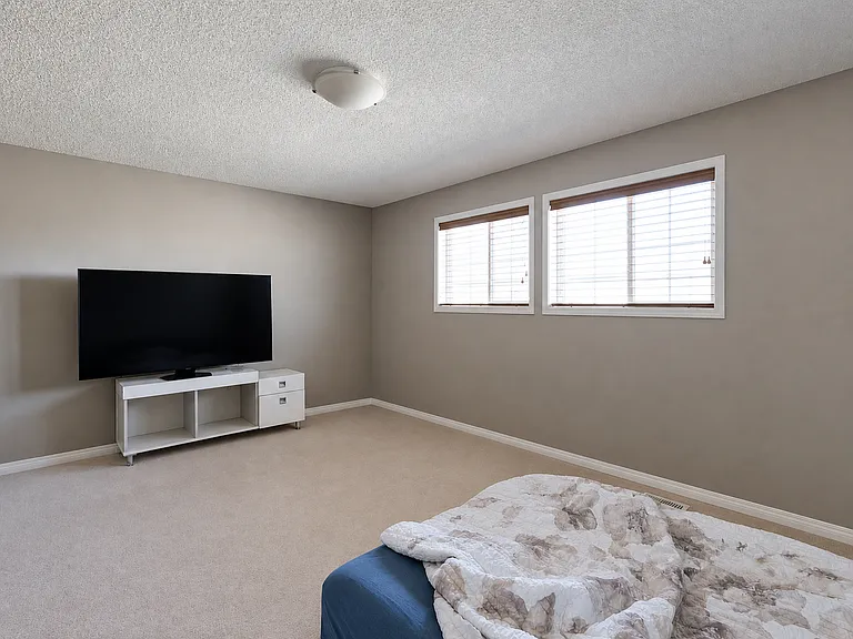 149 Cougar Plateau Way SW — Photo 7