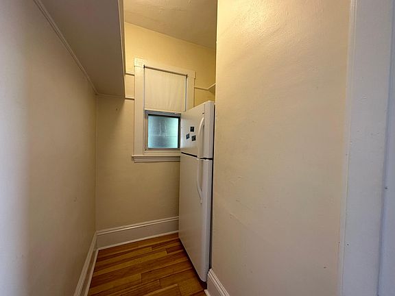 2nd image of 183 Fellsway W #3