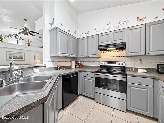 4th image of 193 Joy Haven Dr