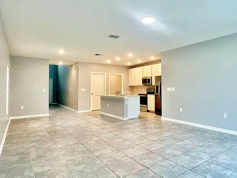 519 Hatteras Rd — Photo 10