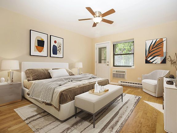 5th image of 3123 Crescent St APT 1A