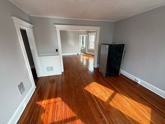 5th image of 140 Morehouse St Floor 2