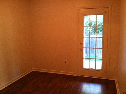2nd image of 110-B Brendalwood Ln