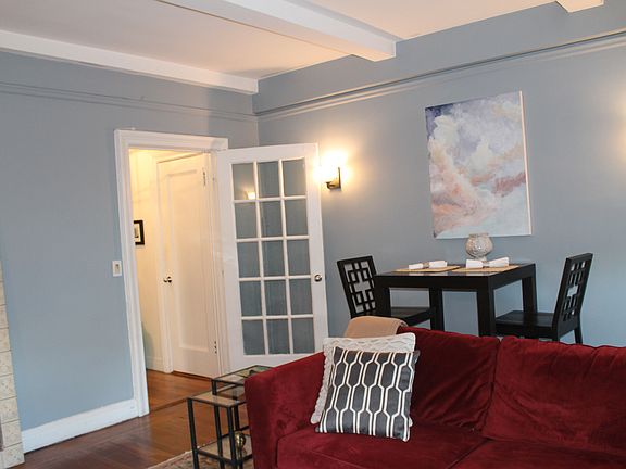 3rd image of 105 W 73rd St APT 6A