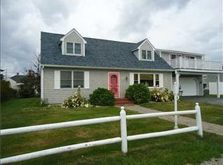 25 Gooch Ave, Kennebunk, ME 04043