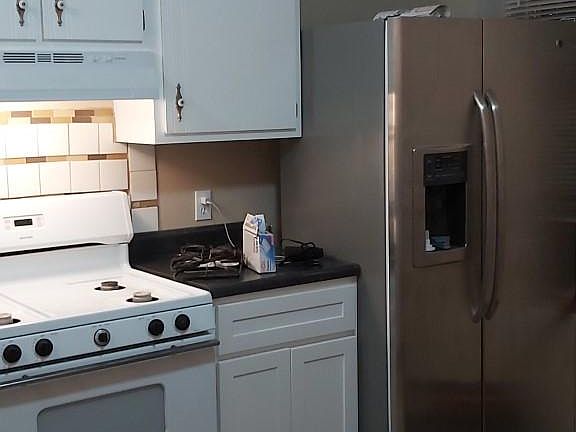 3rd image of 2219 Pestalozzi St Floor 2