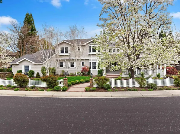8 Brightwood Cir, Danville, CA 94506