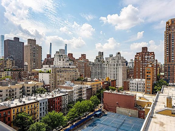 3rd image of 240 E 76th St APT 14W