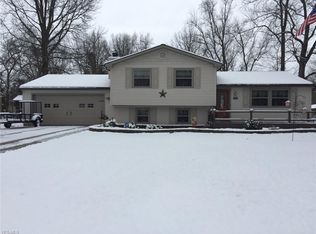 7738 Trefeathen Dr NE, Warren, OH 44484