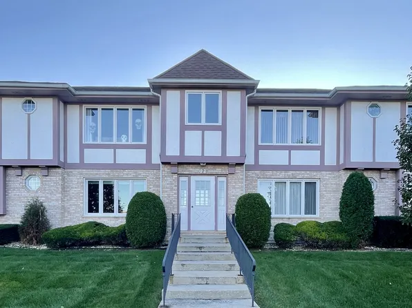 2 Saint Moritz Dr Unit 202, Palos Park, IL 60464