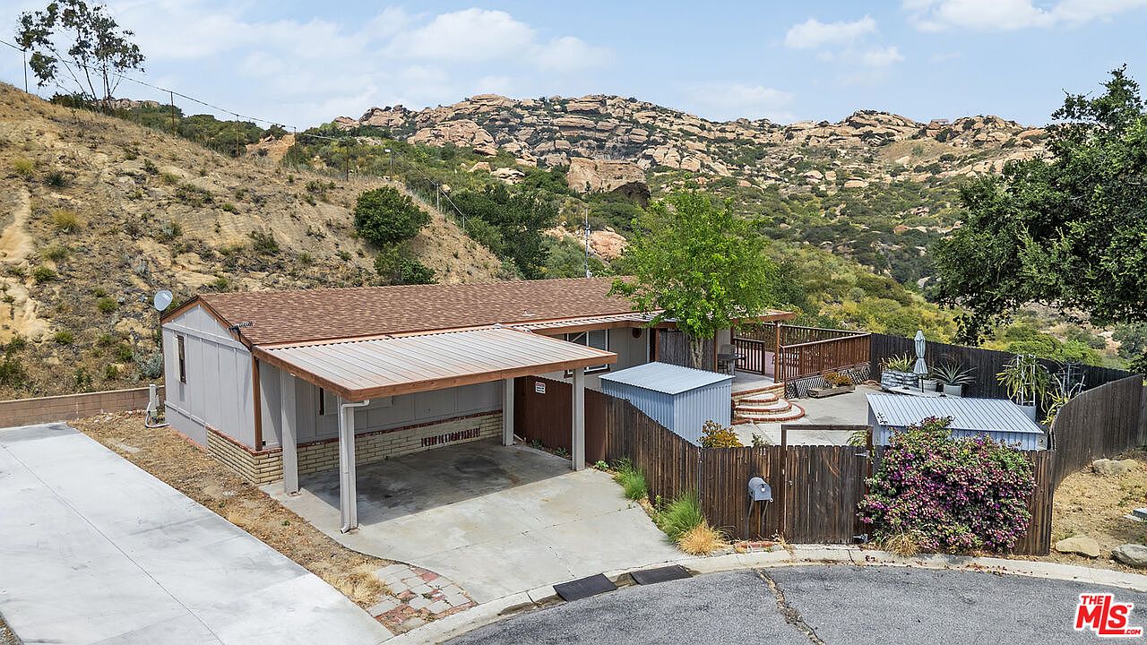 24425 Woolsey Canyon Rd Spc 11, Canoga Park — photo 1