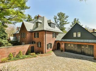 372 Warren St, Brookline, MA 02445