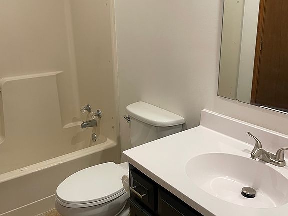 5th image of 13854 S Darnell St