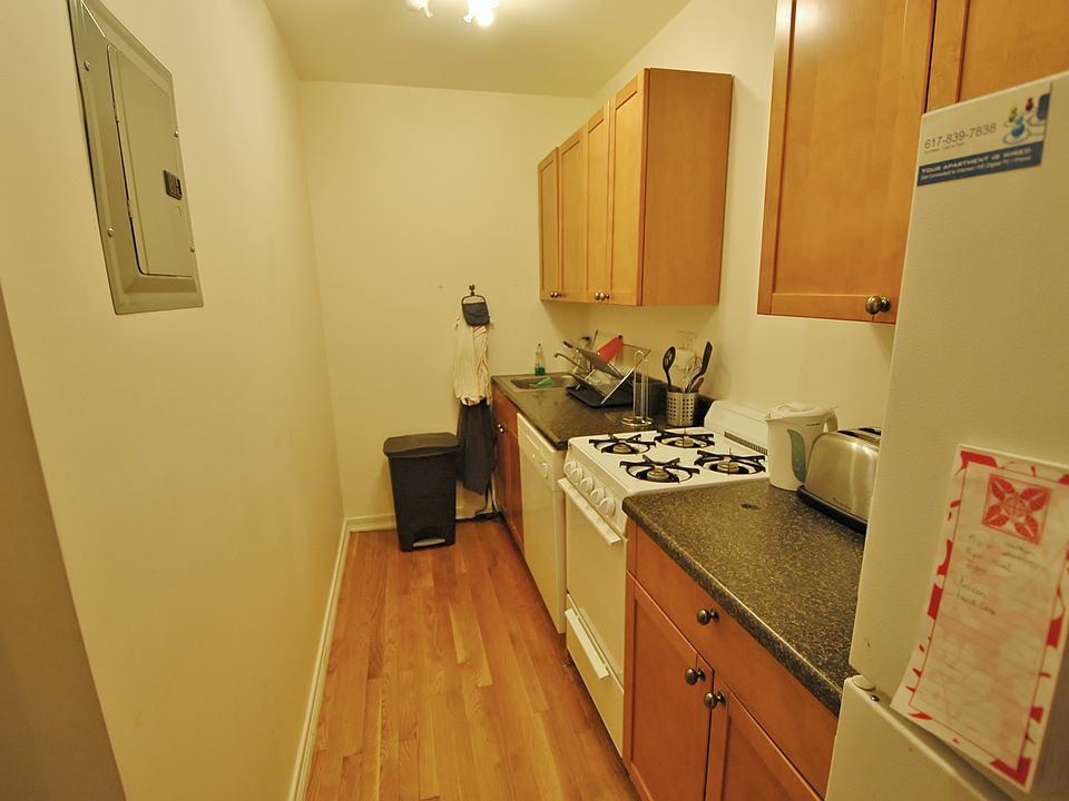 1st image of 56 Westland Ave #9