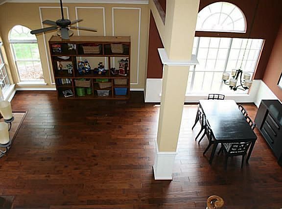 2nd image of 964 Parker Dr