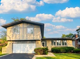 22421 Arquilla Dr, Richton Park, IL 60471