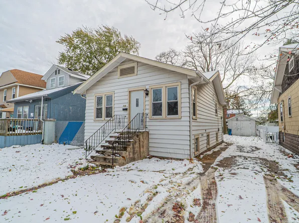 718 Cherry St, Hammond, IN 46324