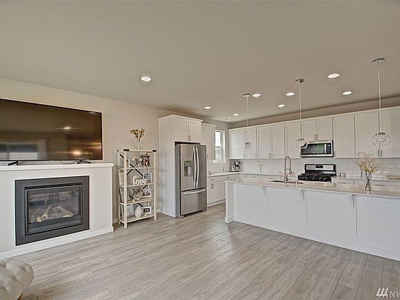 5th image of 7842 21st Ln SE
