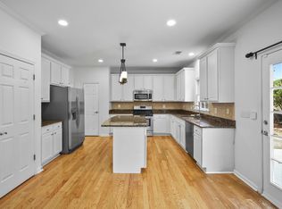 301 Berkeley Ct SE, Smyrna, GA 30080