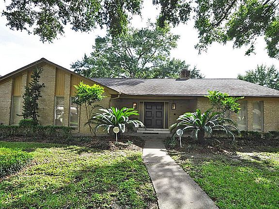  Home has a large covered front porch