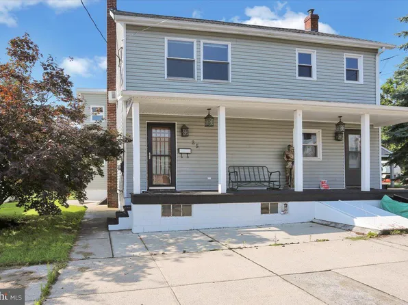 25 E Ruddle St, Coaldale, PA 18218