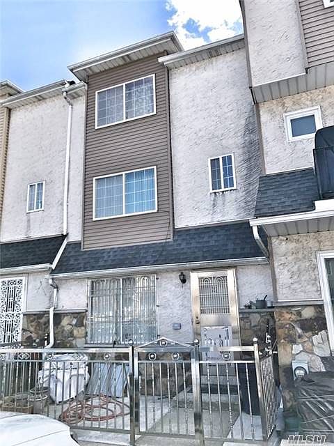 1st image of 22 Skyline Dr