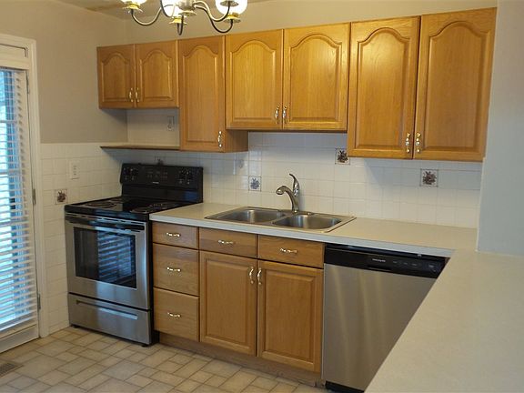 2nd image of 5516 N Cannon St
