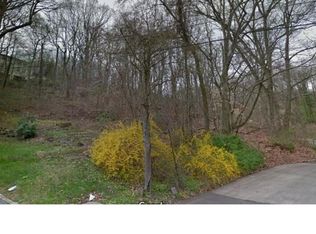 Sycamore Ave, Upper Darby, PA 19018