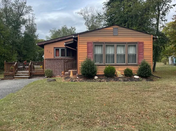 131 Stanger Ave, Glassboro, NJ 08028