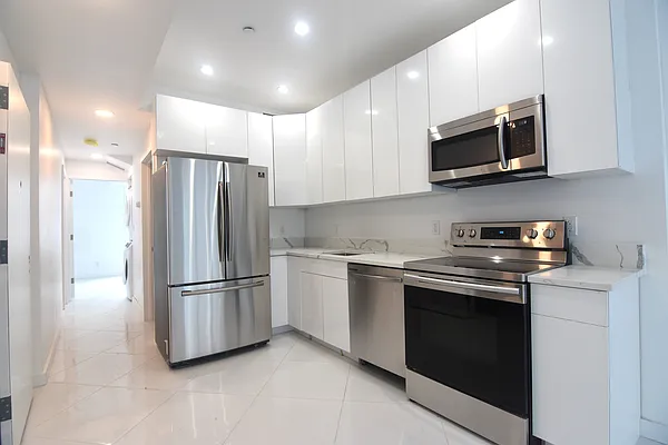 Rented by Triplemint | media 10