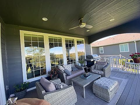 3rd image of 3129 Prairie Rose Dr