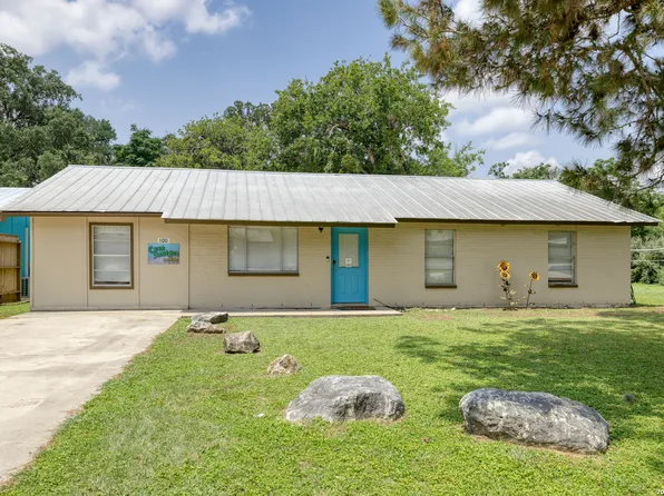100 Pineview, ConCan, TX 78838