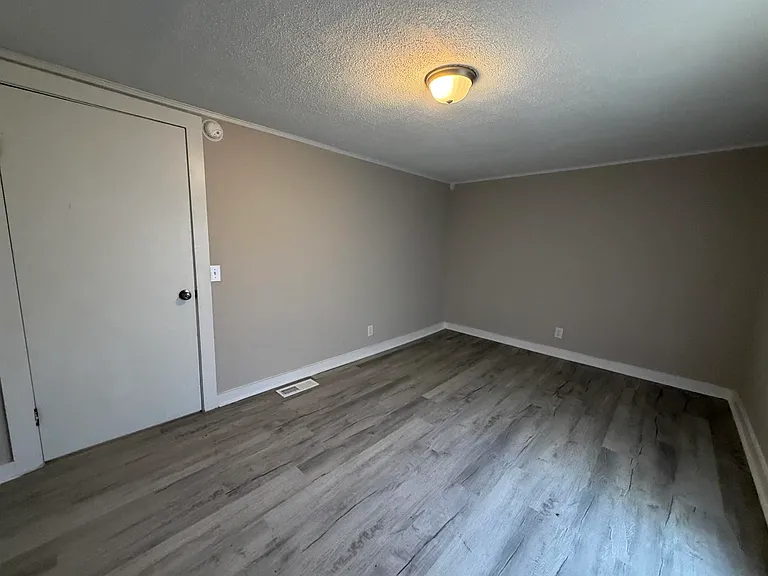 510 Ridgecrest Dr — Photo 16