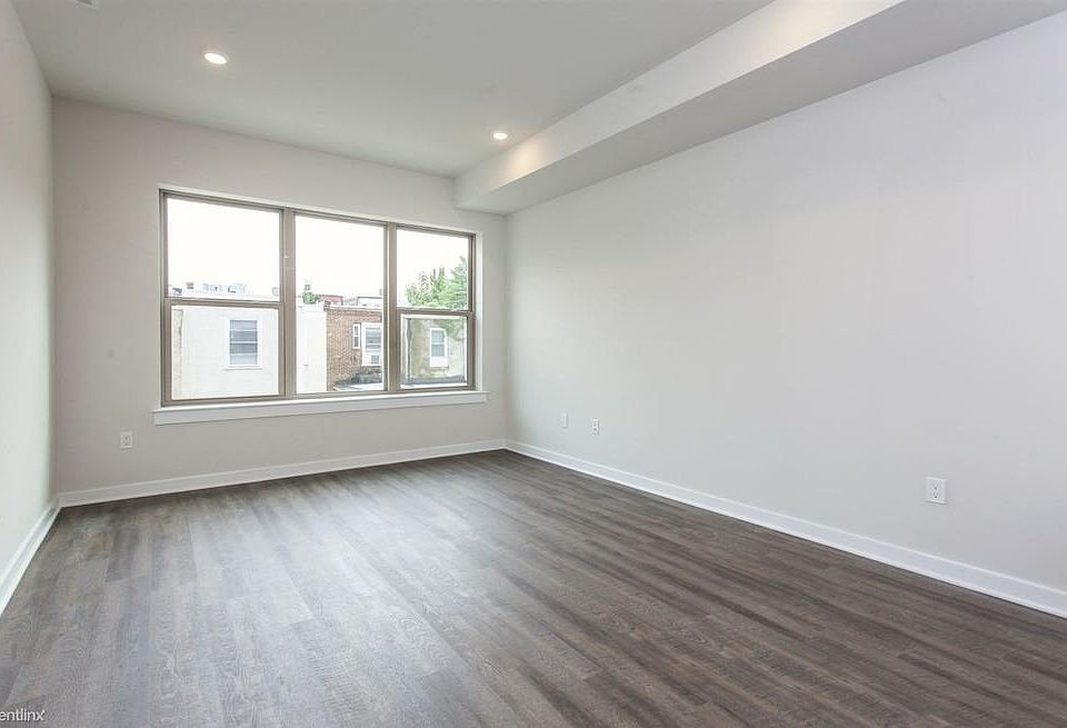 1st image of 3604 Haverford Ave APT 301