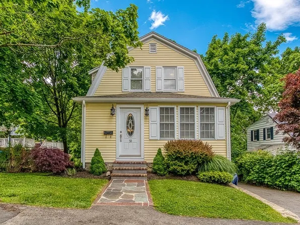 50 Loring St, Westwood, MA 02090