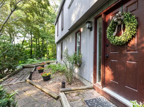 248 Manchester Road, Glastonbury, CT 06033