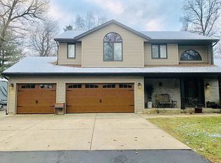 7143 W Thornapple Dr, Janesville, WI 53548