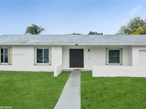 11030 SW 165th Ter, Miami, FL 33157