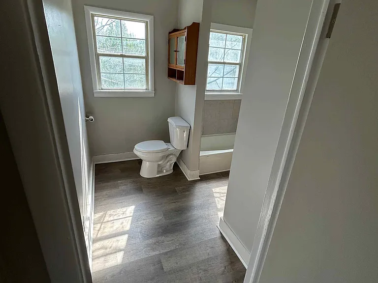 35 Heritage Rd #D — Photo 4