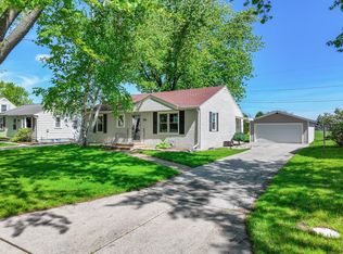 518 Cottage Grove Ave, Green Bay, WI 54304