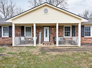 420 Gaffney Ln, Bardstown, KY 40004
