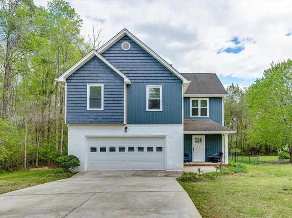 10000 Larkspur Dr, Ooltewah, TN 37363