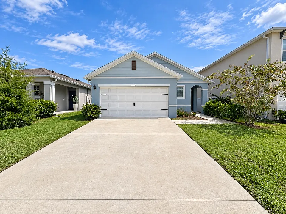 1713 Southfork Dr
