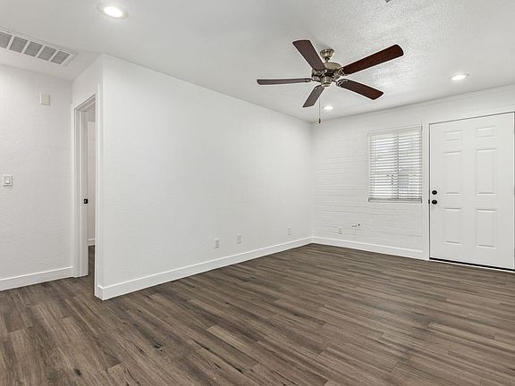4th image of 2539 W Pierson St APT 1