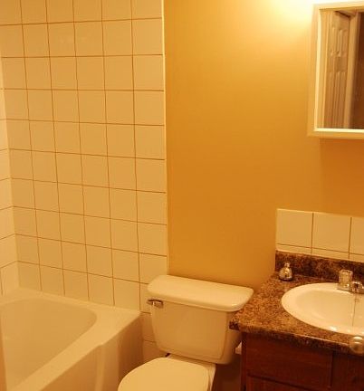 5 Bathroom_08202015