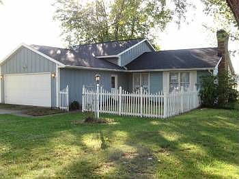 1st image of 541 Earl Dr