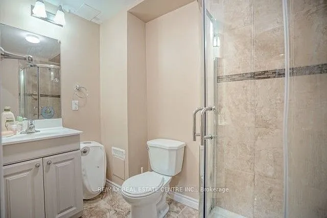 2 bed, $1,700 — Photo 3